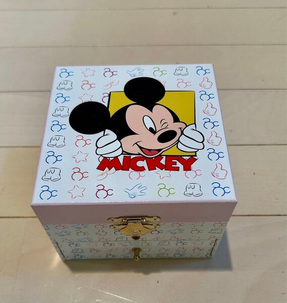 Disney ミッキーマウス オルゴール付き小物入れ^ ^