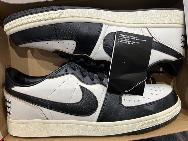 ナイキ NIKE ターミネータープレミアム クロコダイル柄 28