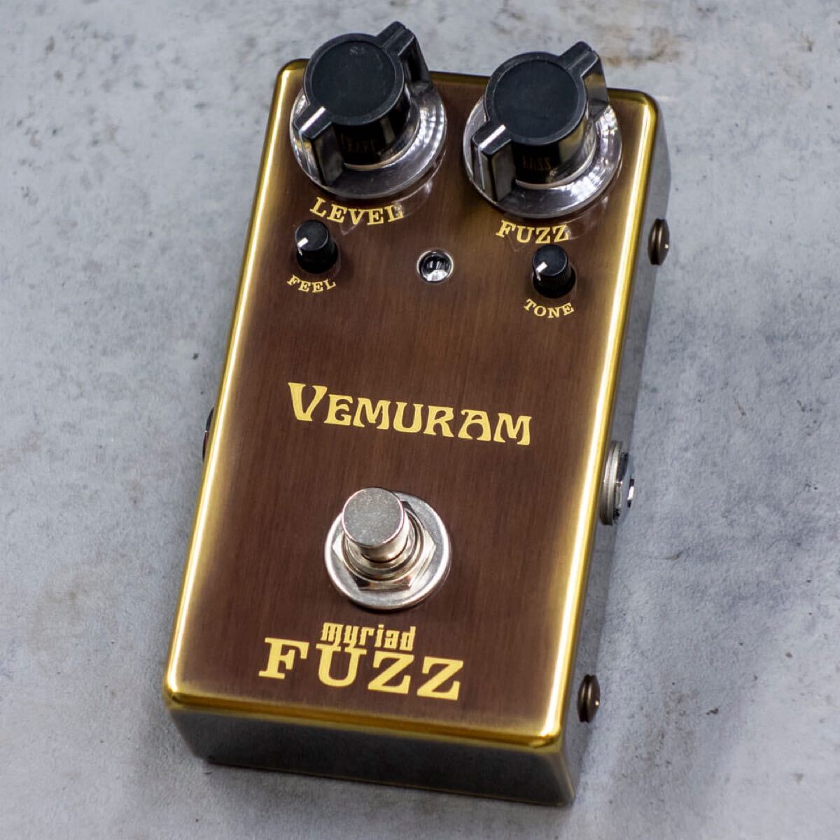 Yahoo!オークション -「vemuram fuzz」の落札相場・落札価格 Yahoo!オークション -「vemuram fuzz」の落札相場・落札価格