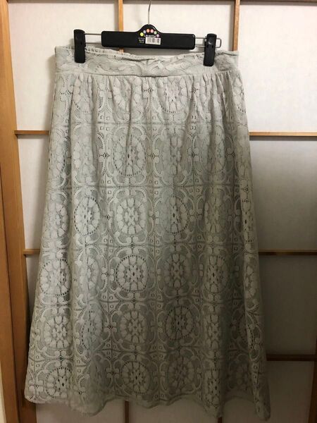 しまむら ひなさん Hinastyle レーススカート