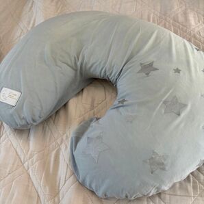 10mois(ディモワ) 授乳クッション