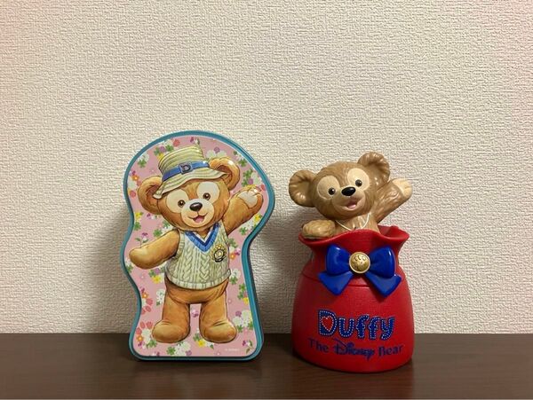 【Disney】東京ディズニーシー ダッフィー お菓子入れ 置物 フィギュア