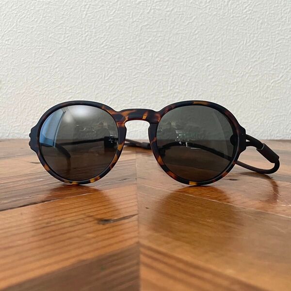 OMBRAZ VIALE TORTOISE Polarized Grey オンブラズ アームレス サングラス グレー サングラス