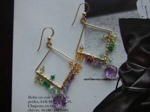 ◆look&walk◆AAAアメジスト+カラーストーン☆ダイヤ・ピアス ハンドメイド 14kgf 菱形 レインボー