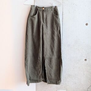 crie conforto フリンジヘムロングスカート カーキ