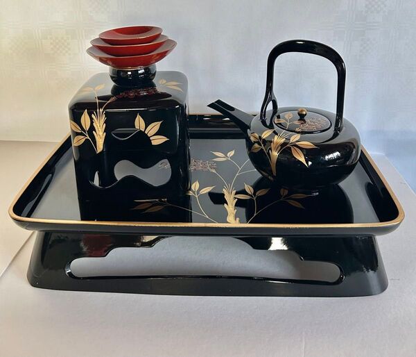 屠蘇器 漆器 木乾漆 新朋張 四つ揃 黒南天 酒器 箱入 美品