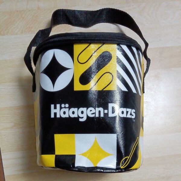 ハーゲンダッツ 保冷バック(非売品)