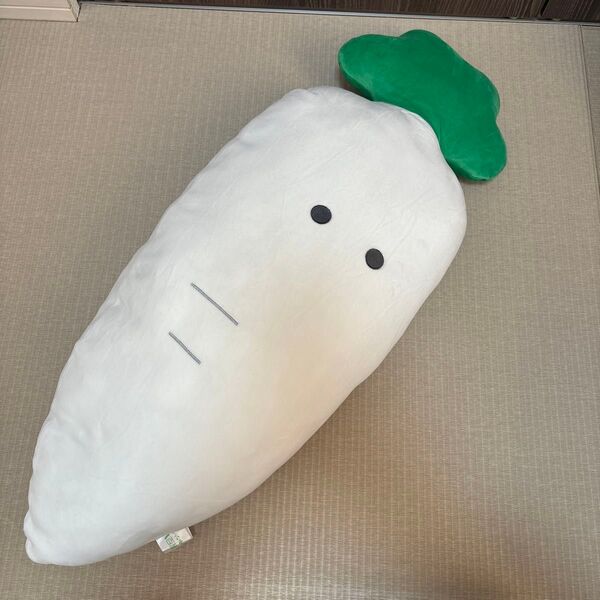 つぶらな瞳の八百屋 大根 ぬいぐるみクッション
