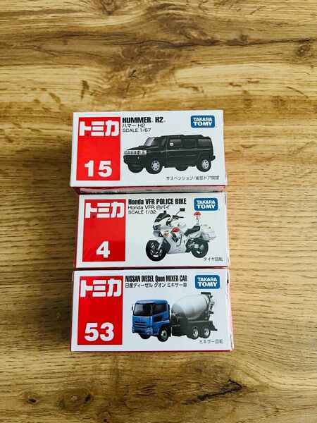 No.15 ハマー H2 白バイ ミキサー車 3個セット( 1/67スケール トミカ 742753)