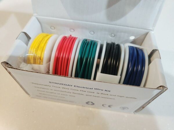 ストライブデー Striveday 箱入りシリコンワイヤー 22AWG 43239-213098 シリコンワイヤー ワイヤー