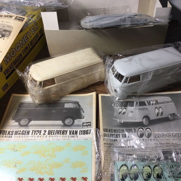 ハセガワ 1/24 VW フォルクスワーゲン タイプ2 デリバリーバン ムーンアイズ&スペシャルペイント 2台セット