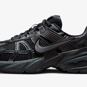 nike v2k run ラン ナイキ ウィメンズ サイズ22cm スニーカー テックスニーカー ブラック