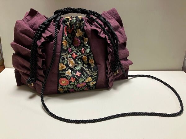 ハンドメイド ショルダーバッグ 紫 フリル 刺繍