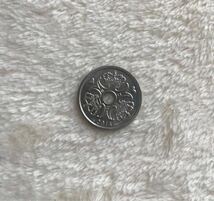 デンマーク 1 クローネ 2014年 1枚 ★ 北欧 通貨 コイン ハート 縁起物_画像1