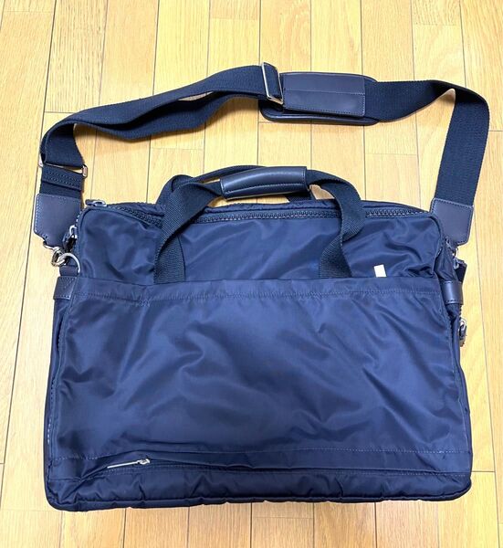美品 2wayビジネスバッグ ネイビー 拡張タイプ パーフェクトスーツファクトリー ビジネスバッグ L 2WAY ブリーフケース