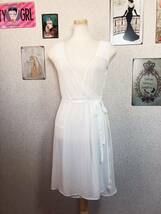 新品タグなし 2/7～9号日本製 ホワイト ワンピース ドレス 巻きスカート　透ける_画像2
