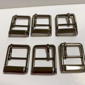 メタルローラーバックル 24 mm シングルプロングベルトバックル