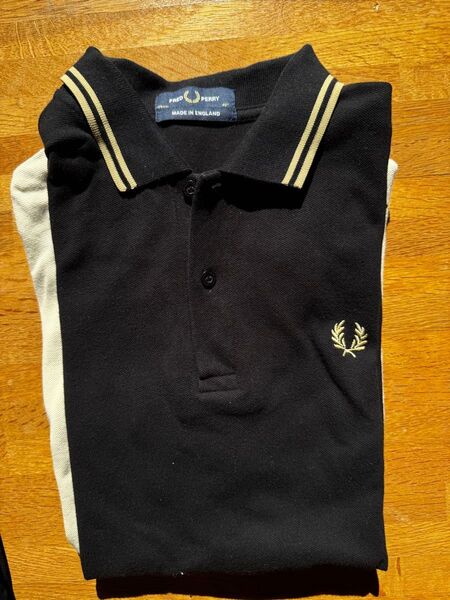 Fred Perry ポロシャツ