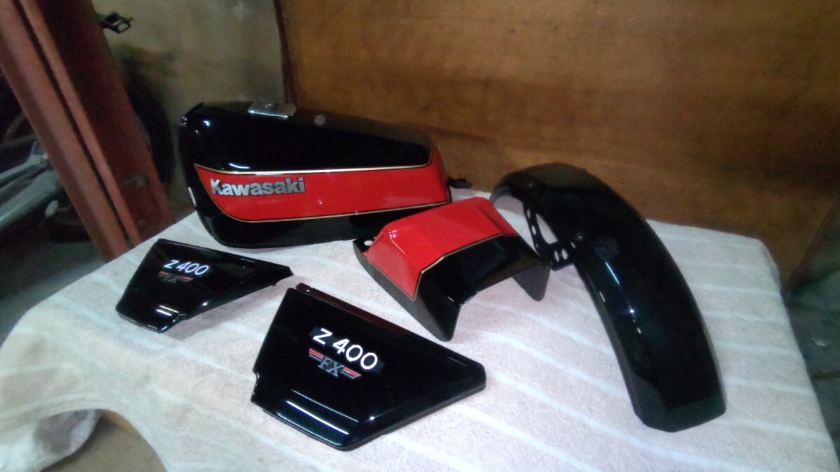 Yahoo!オークション -「z400fx タンク」の落札相場・落札価格 Yahoo!オークション -「z400fx タンク」の落札相場・落札価格