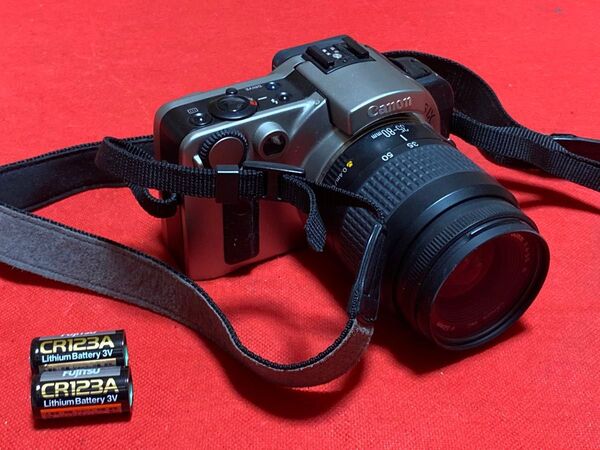 Canon EOS IX フィルム一眼レフカメラ 中古品1378ー01ー8