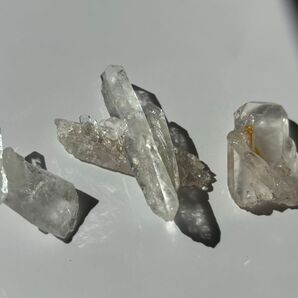 ヒマラヤ水晶ミニポイント 3本セット 原石 虹入 マスタークリスタル マニカラン