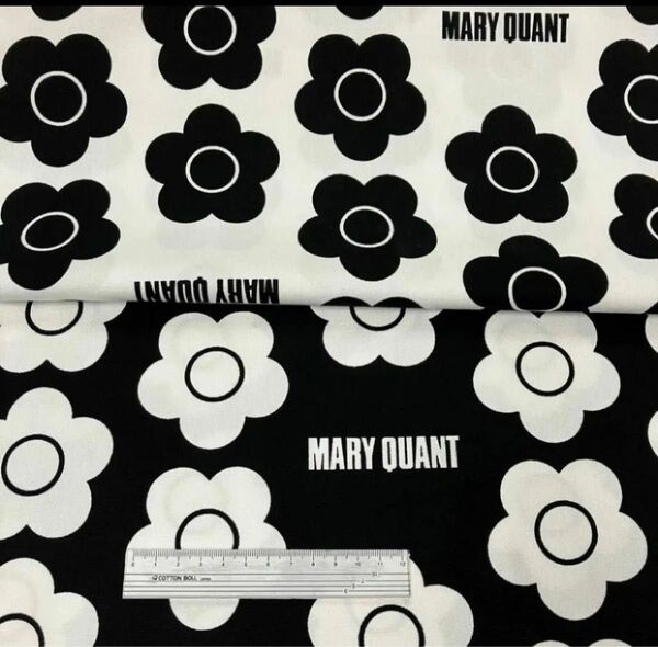 マリークワント MARY QUANT 生地 花柄 1m 黒白 2色セット