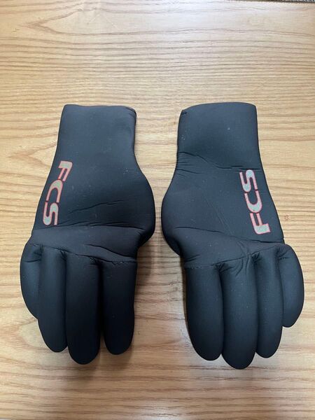 FCS サーフ グローブ