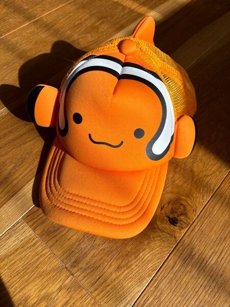 カクレクマノミ帽子