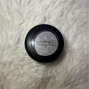 MAC スモールアイシャドウ/ファインシャイン