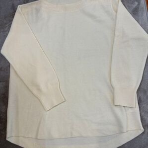 シューラルー 薄手 ニット アイボリー sizeM