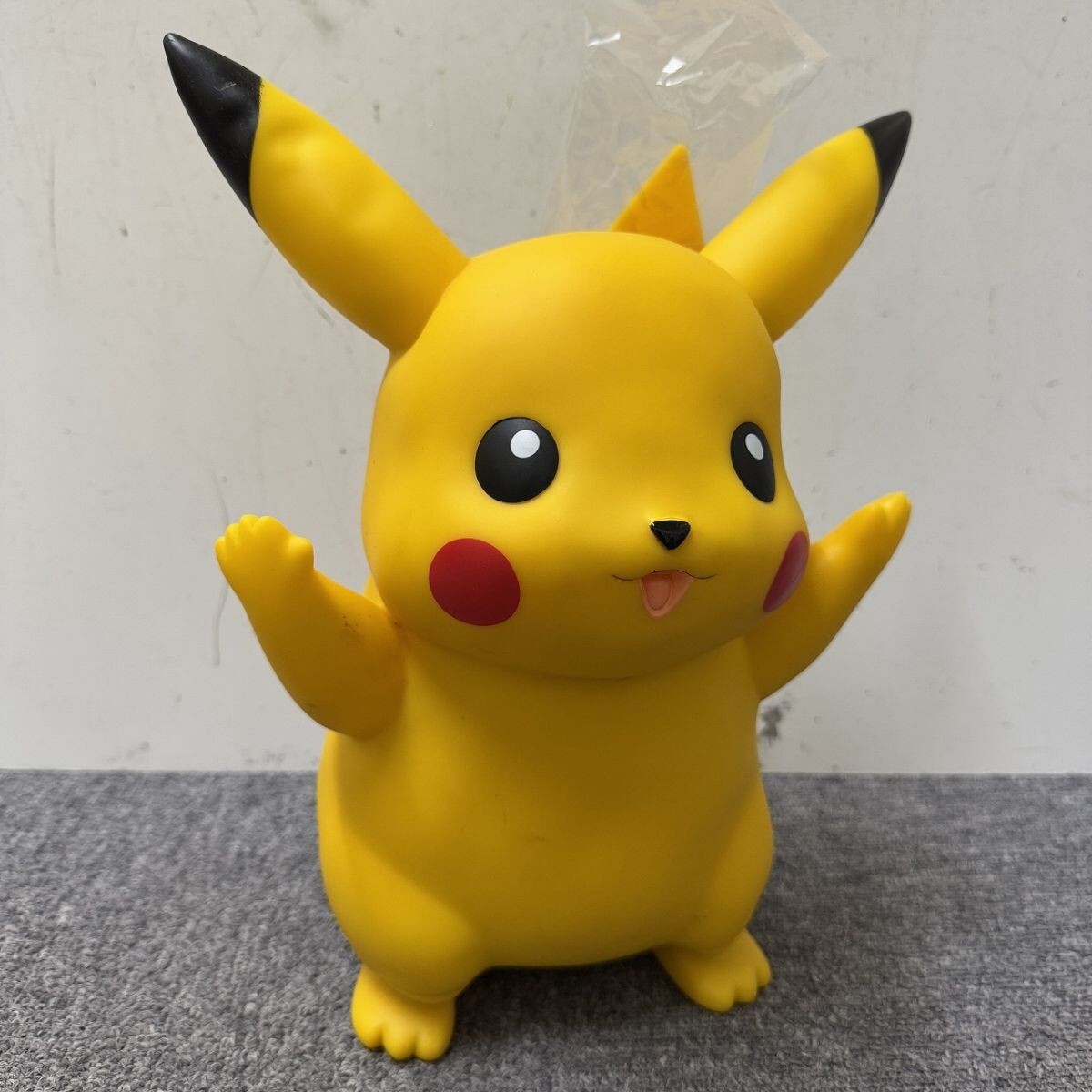 TOMY 初代 ピカチュウ おしゃべりピカチュウ ぬいぐるみ サイズ約22cm 当時物 Pokemon ポケモン pikachu doll( ポケットモンスター)｜売買されたオークション情報、Yahoo!オークション(旧ヤフオク!) の商品情報をアーカイブ公開 -  オークファン（aucfan.com）
