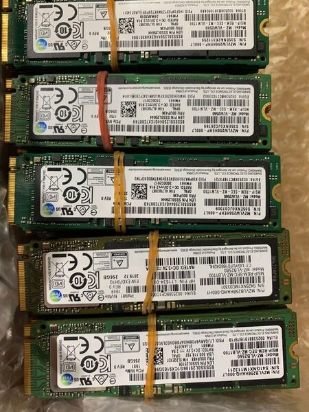 美品 10枚セット SAMSUNG M.2 NVMe SSD 256GB消去済み/ 正常判定確認済み 保証付き 美品 在庫有り