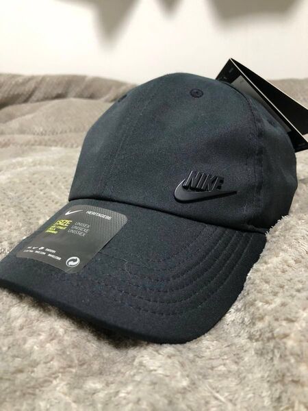 【最終限界価格/極レア】NIKE キャップ メタルロゴ 新品タグ付き 942212−010 サイヤマングレートさん愛用モデルの新品