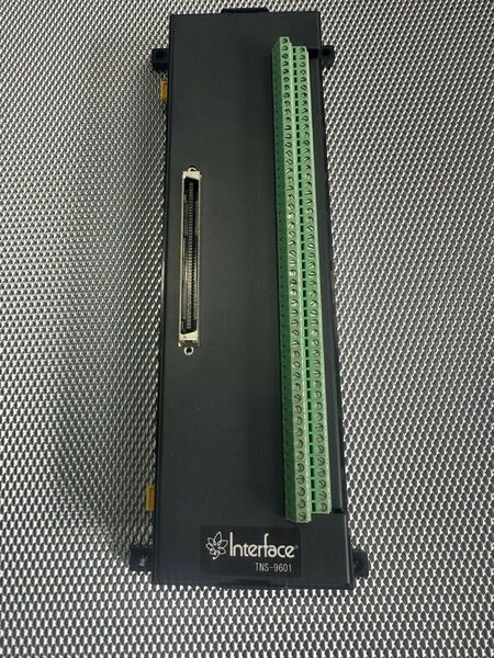INTERFACE TNS-9601 垂直96ピンネジ変換端子台 中古 一台