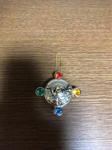  secondhand goods [ Pretty Soldier Sailor Moon miniature Lee tablet Sailor Moon 4 metamorphosis brooch ] postage 220 jpy 