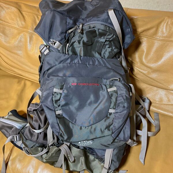 GREGORY BALTORO 65リッター モンベルのカバー付き