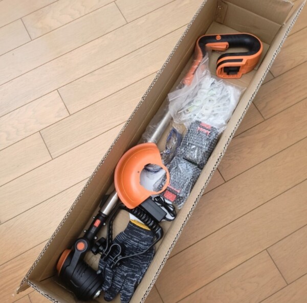 草刈り機 芝刈り機 電動 充電式 コードレス バッテリー2個付き 3段階