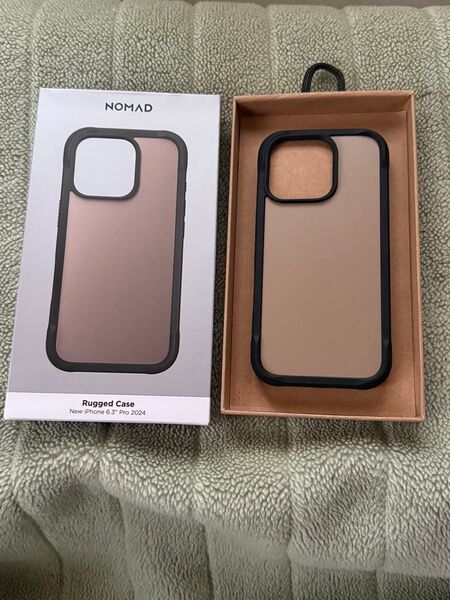 NOMAD iPhone 16 Pro Rugged Case / Desert 【未使用】