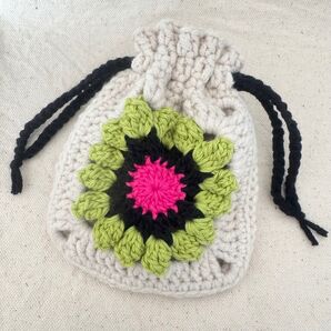 ハンドメイド お花 巾着 ポーチ 手編み 小物入れ 編み物