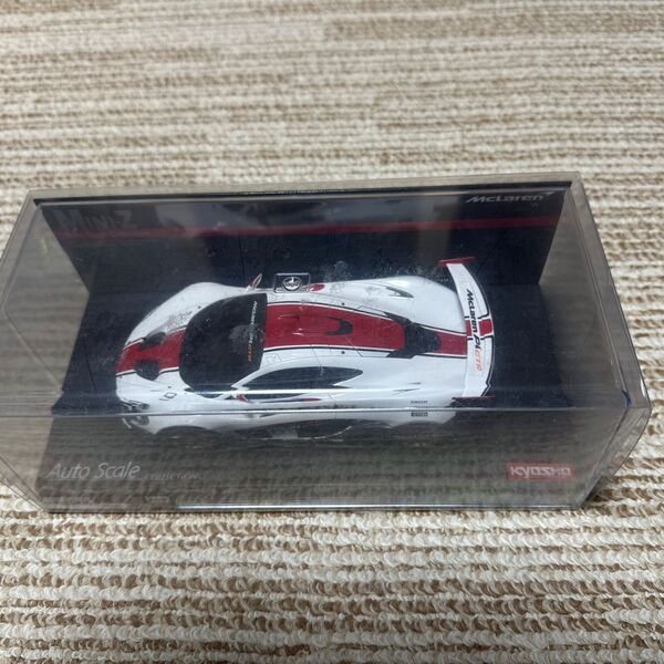 ASC MR03W-MM McLaren P1 GTR ホワイト/レッド MZP253WR