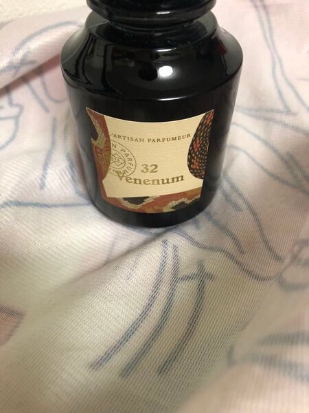 ラルチザンラ ボタニックヴェネナム32 Venenum 75ml