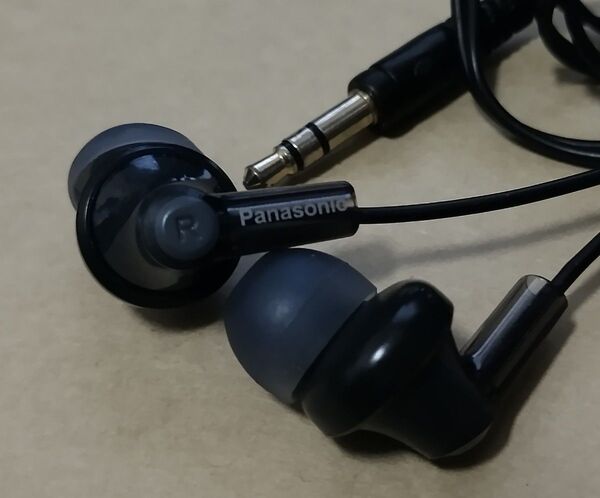 パナソニック 有線イヤホン ブルー系