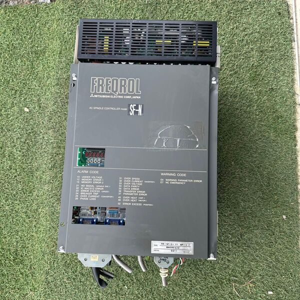 4L213 三菱 FR-SF-2-11KP-RC BN404U820 スピンドル コントローラー ドライブ 動作保証