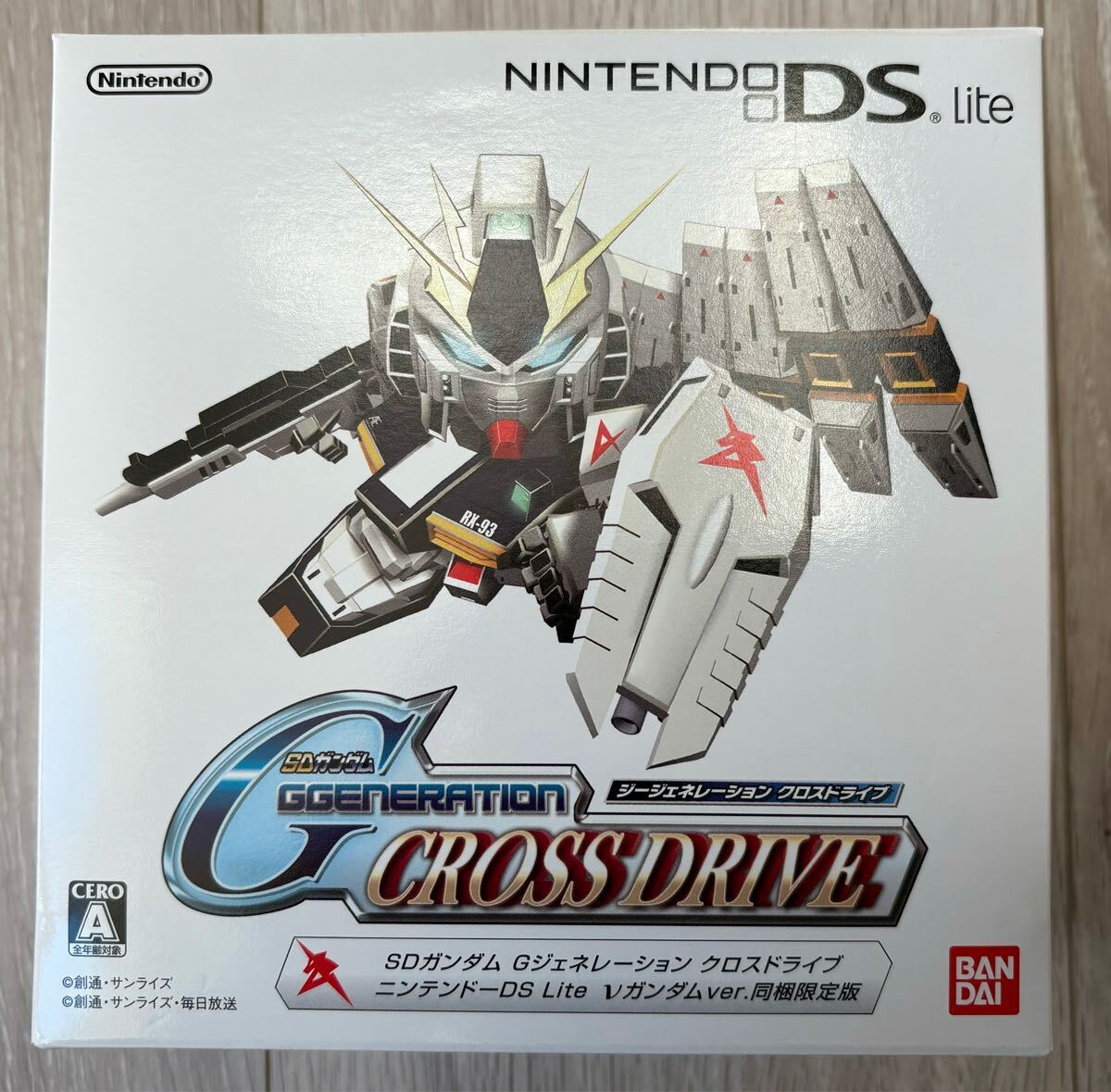 Yahoo!オークション -「νガンダム」(DS Lite) (ニンテンドーDS Yahoo!オークション -「νガンダム」(DS Lite) (ニンテンドーDS