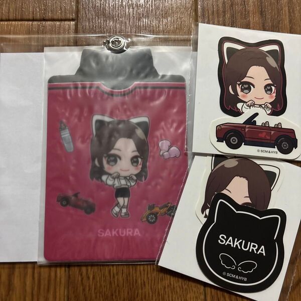 D賞カードケース+F賞ステッカーセット2枚 SAKURA 新品未開封 セガラッキーくじLe Sserafim FEARLESS
