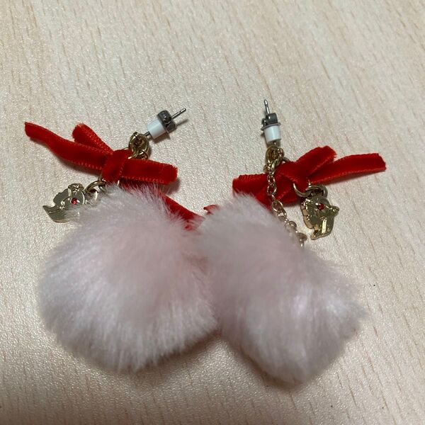 白雪姫 ピアス