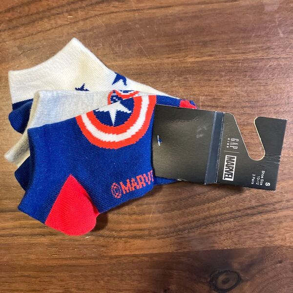 ★GAP★ ★MARVEL★ キッズ ソックス 靴下 Sサイズ 12センチ