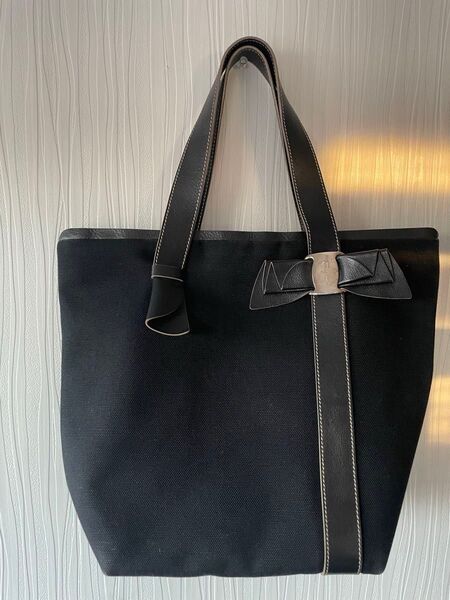 【正規品】サルヴァトーレ フェラガモ トートバッグ 黒 21-B787/NERO/NERO フォーマル 卒園 卒業 入学