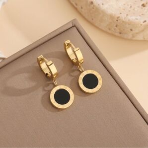 P-101.ゴールド ピアス ローマ数字 ラウンド 韓国 アレルギー対応