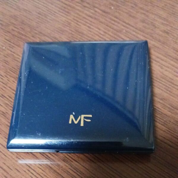 中古 マックスファクター リップパレット